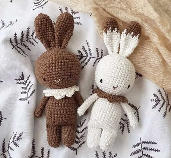 Crochet bunny amigurumi